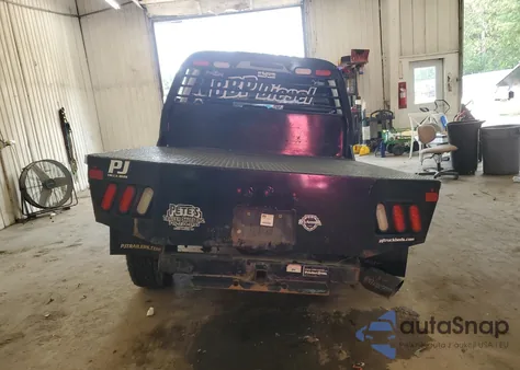 2006 GMC Sierra K2500 Heavy Duty from USA, damaged, VIN 1GTHK23D56F181383